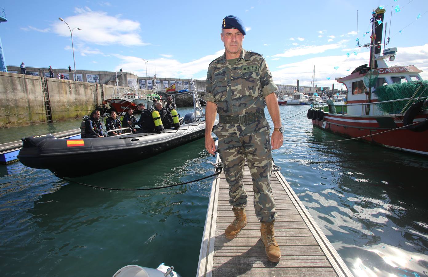 La Guardia Real Española, de maniobras en Asturias