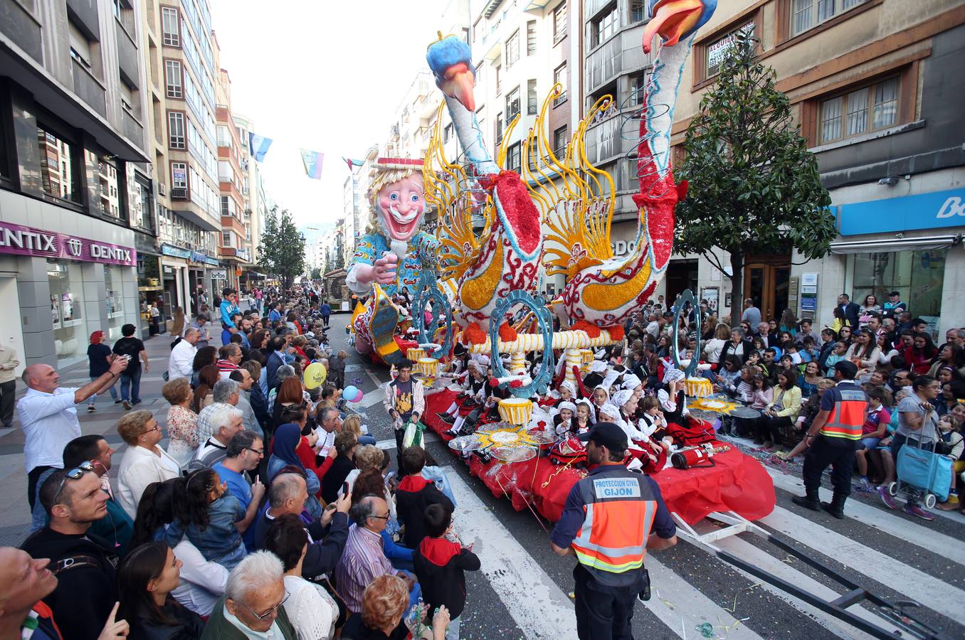 Desfile del Día de América en Aturias