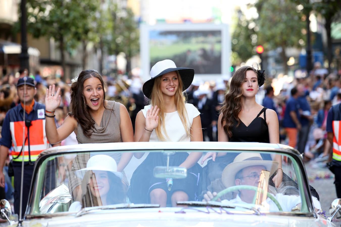 Desfile del Día de América en Aturias