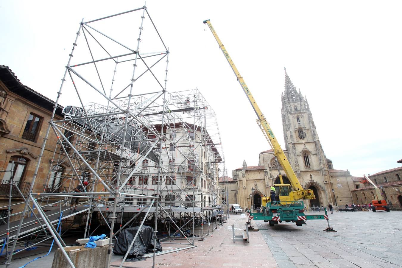 Oviedo se despide de los chiringuitos hasta el próximo año