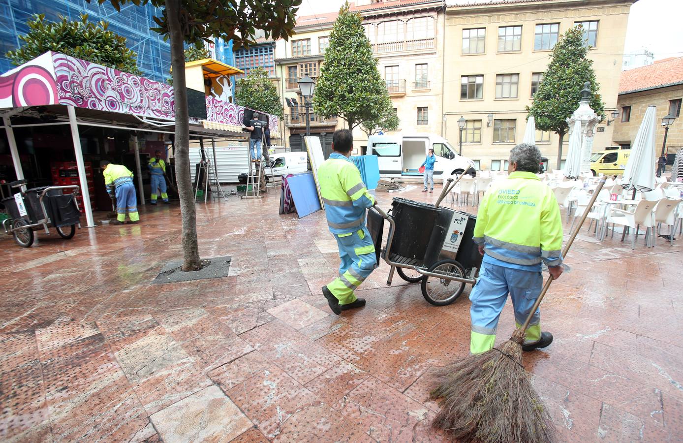 Oviedo se despide de los chiringuitos hasta el próximo año