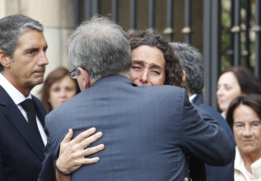 Multitudinario adiós a Elena Prendes Pelaez