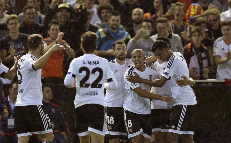 Las mejores imágenes del Valencia - Gante