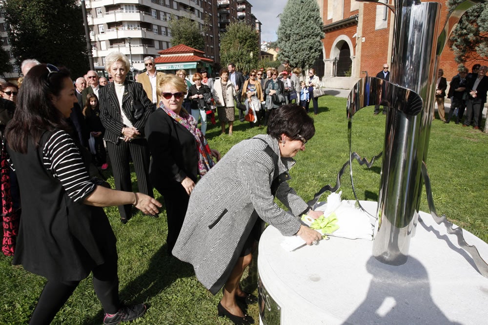Langreo rinde homenaje a Rufino Roces