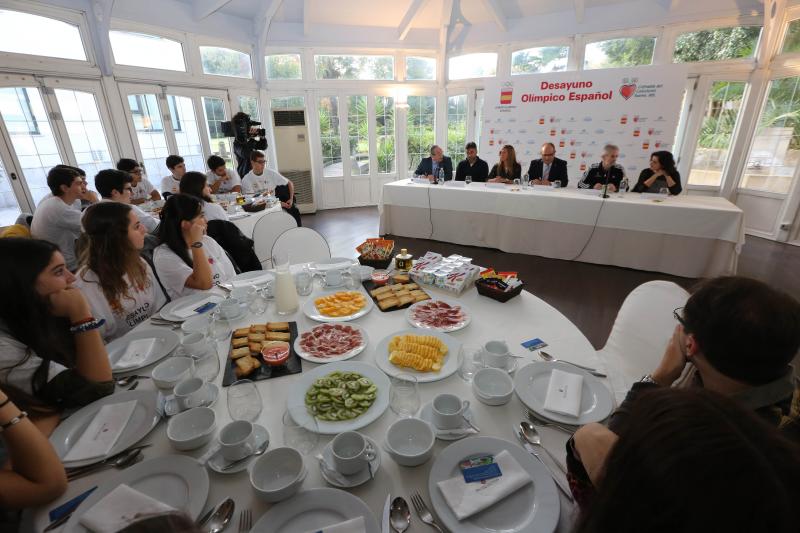 Desayuno olímpico en Avilés