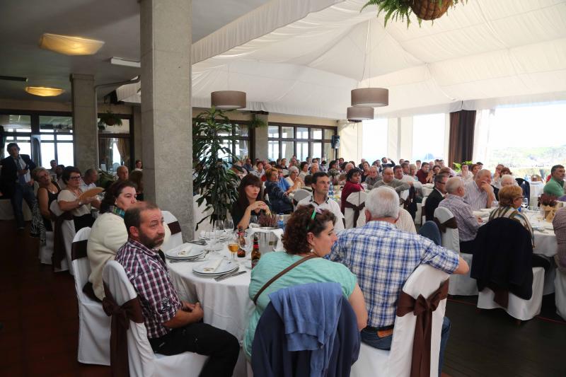 El PSOE homenajea a su exsecretario general, Alfredo Pérez Rubalcaba, en Llanes