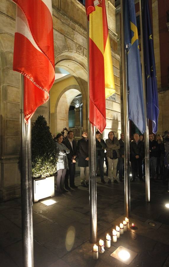 Manifestación en Gijón contra los atentados de París