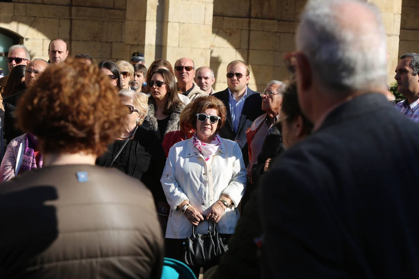 Concentración en Avilés por los atentados de París