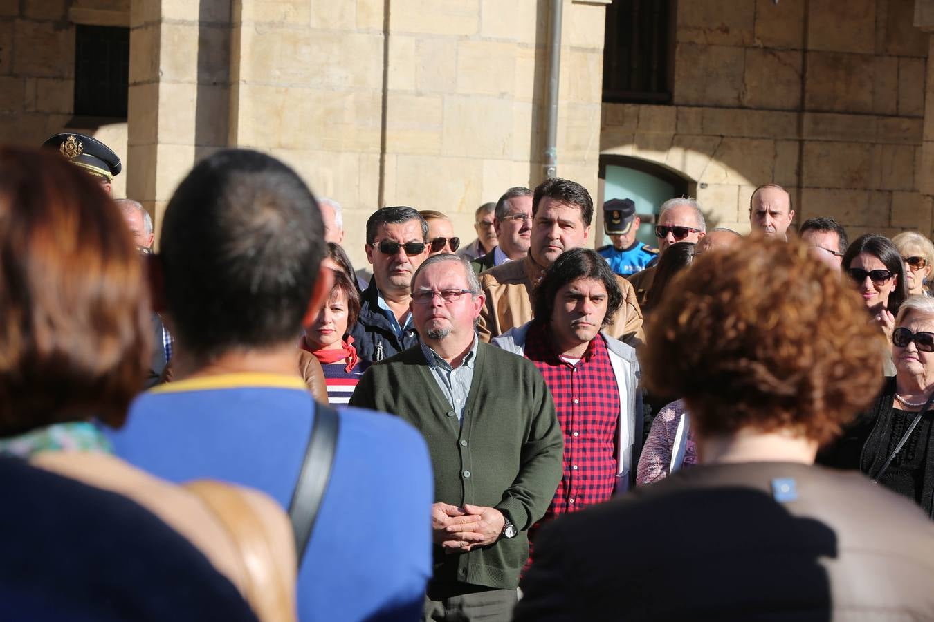 Concentración en Avilés por los atentados de París