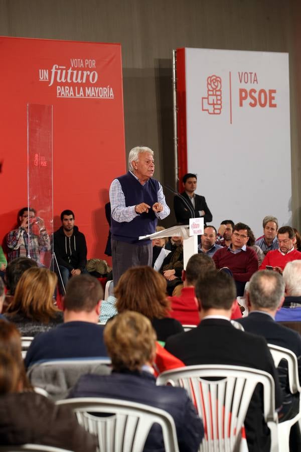 Felipe González carga contra Podemos en el mitin de Oviedo