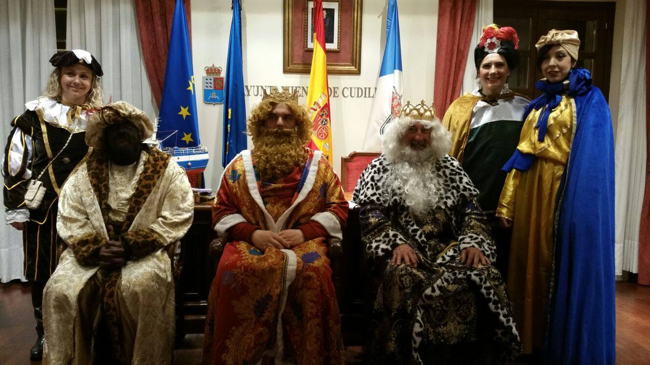 Cabalgatas de los Reyes Magos por el Occidente asturiano