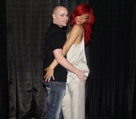 El fan que se pasó de la raya con Rihanna.