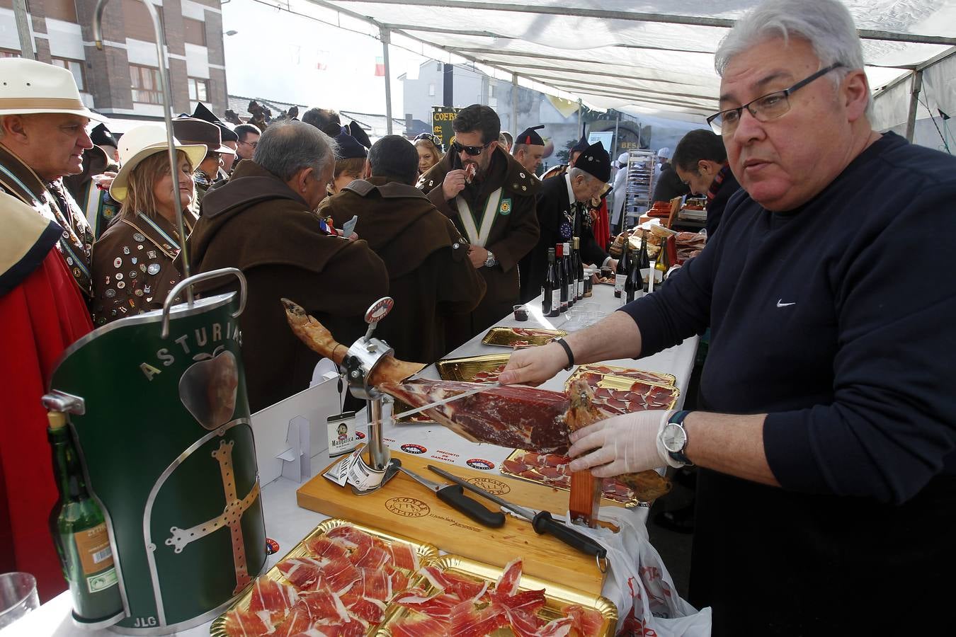 La fiesta de los nabos llena La Foz de Morcín