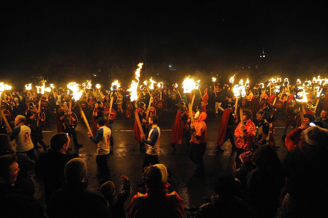 Escocia tributa su herencia vikinga