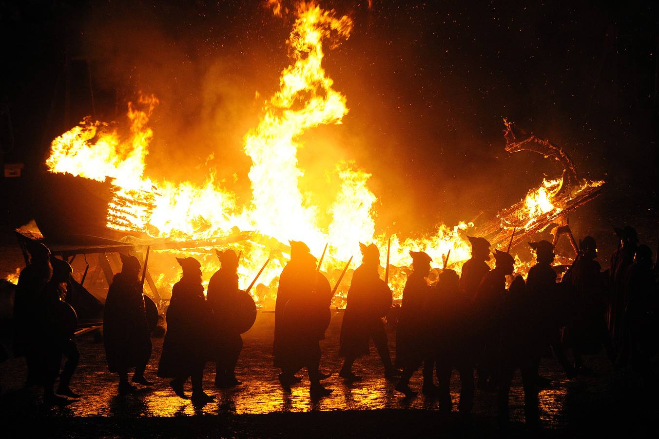 Escocia tributa su herencia vikinga