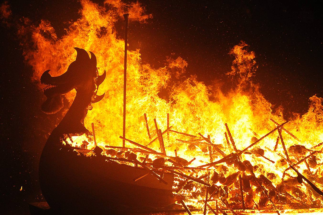 Escocia tributa su herencia vikinga