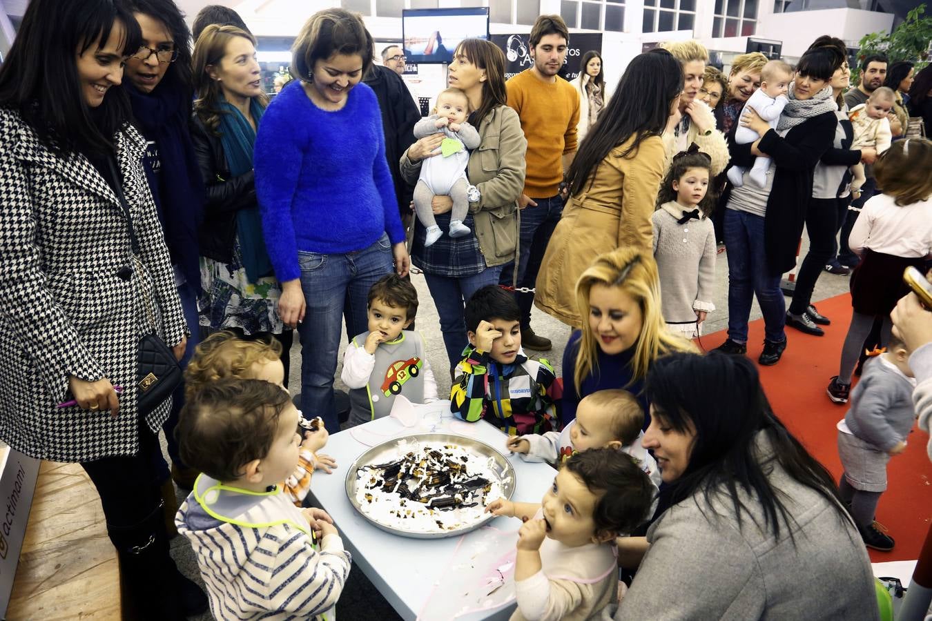 Concurso de bebés en la Feria del Amor de Siero