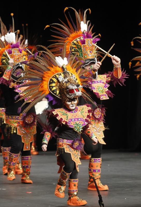 Concurso de charangas de Antroxu en el Jovellanos