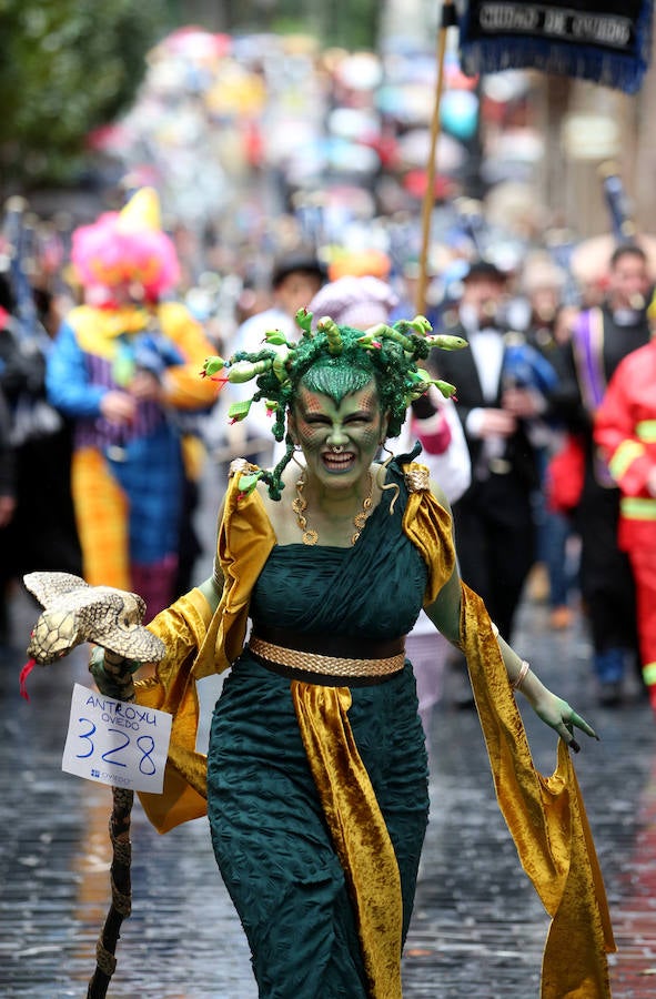 Oviedo vive el Antroxu