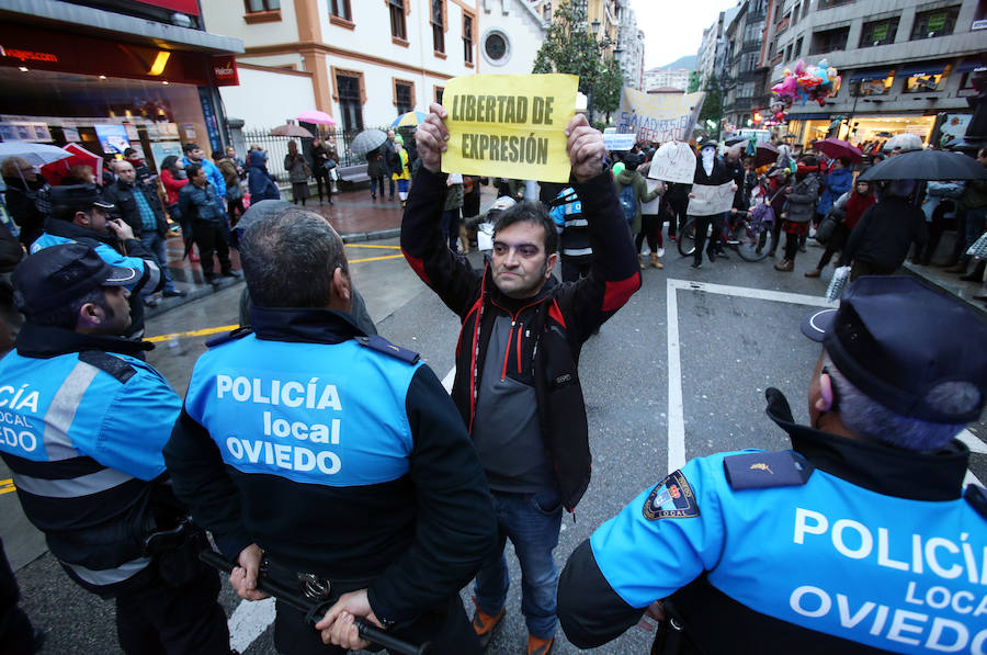 Oviedo vive el Antroxu