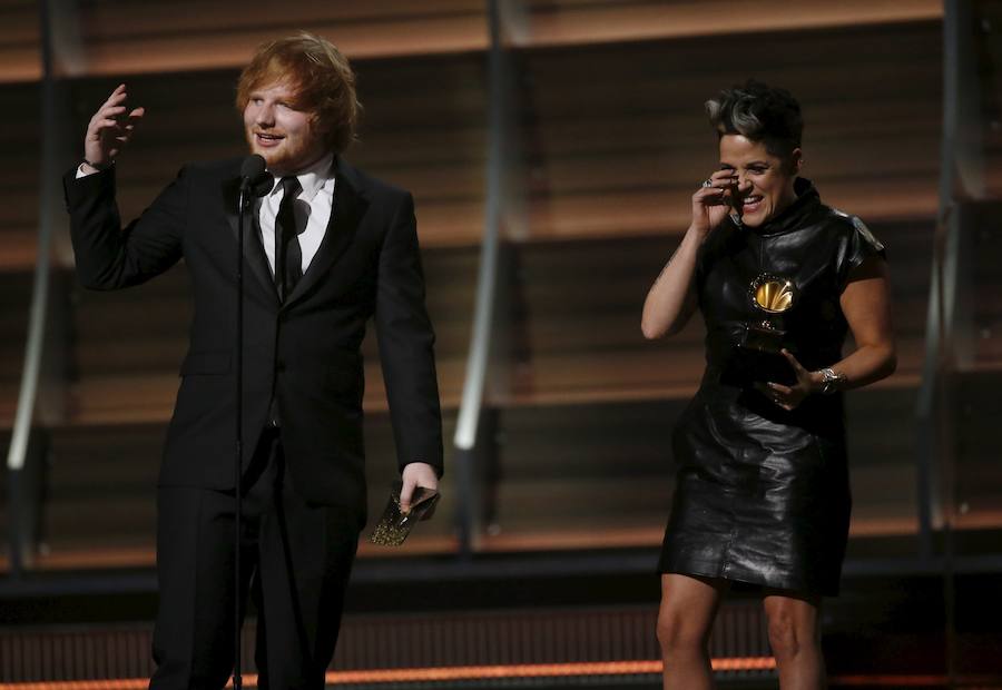 Taylor Swift, la triunfadora de los Grammy