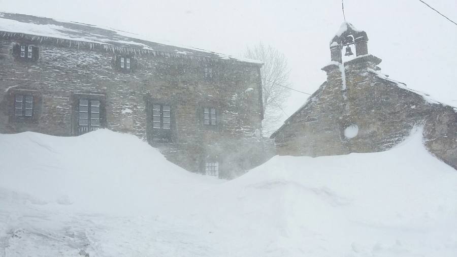 La nieve se acumula en el Suroccidente