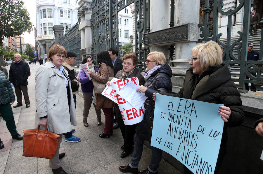 Protesta de la Plataforma de Afectados por el ERA