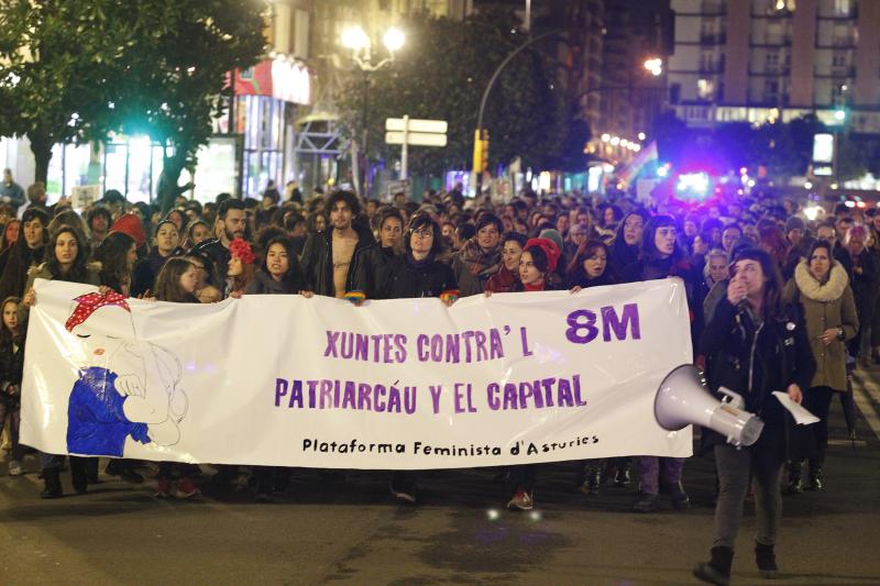 Manifestación en Gijón por el Día Internacional de la Mujer.