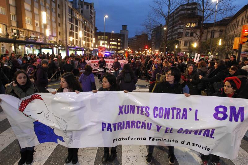 Manifestación en Gijón por el Día Internacional de la Mujer.