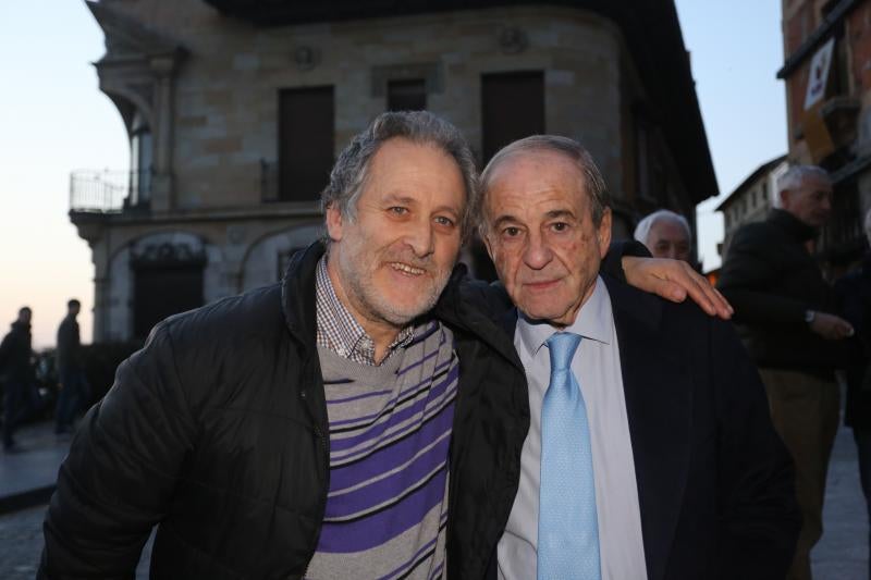 Presentación en Gijón de &#039;Buenas noches y saludos cordiales&#039;, la biografía de José María García