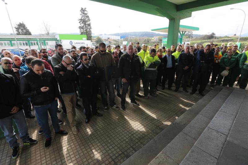 Concentración por Hugo Suárez en Fertiberia