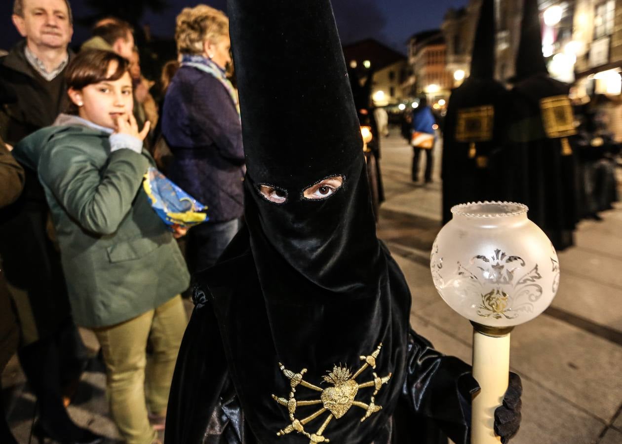 Procesión del Santo Encuentro, en Avilés