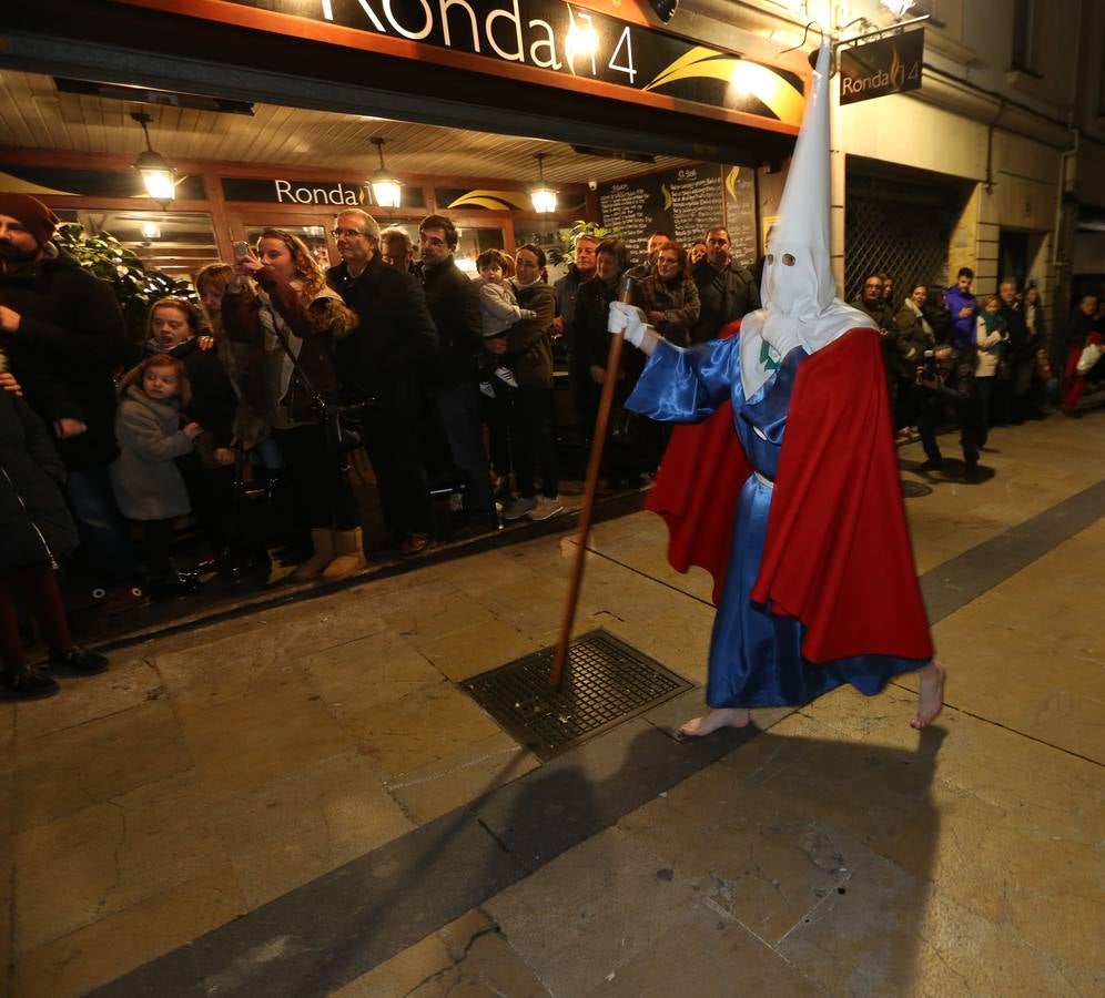 Procesión del Santo Encuentro, en Avilés