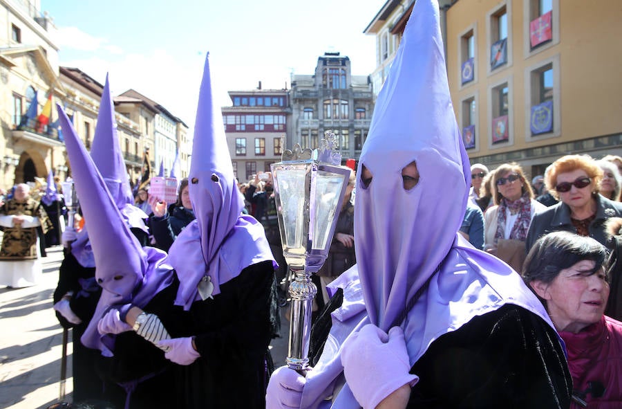 Procesión de la Soledad en Oviedo
