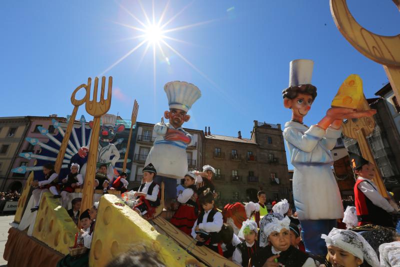 Avilés inicia las fiestas de El Bollo