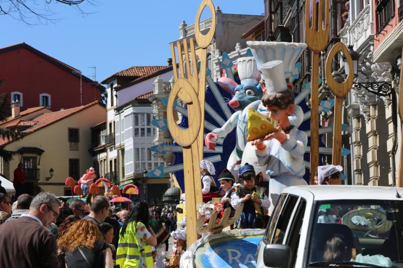 Avilés inicia las fiestas de El Bollo