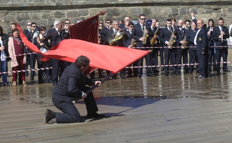 Resurrección junto al mar de Luanco