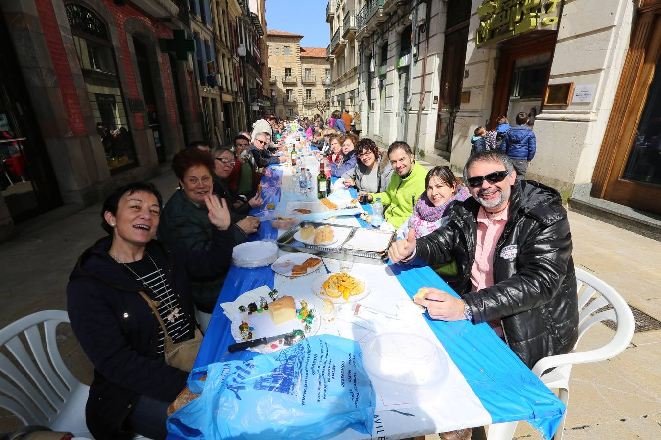 ¿Estuviste en la Comida en la calle de Avilés? ¡Búscate! - 2