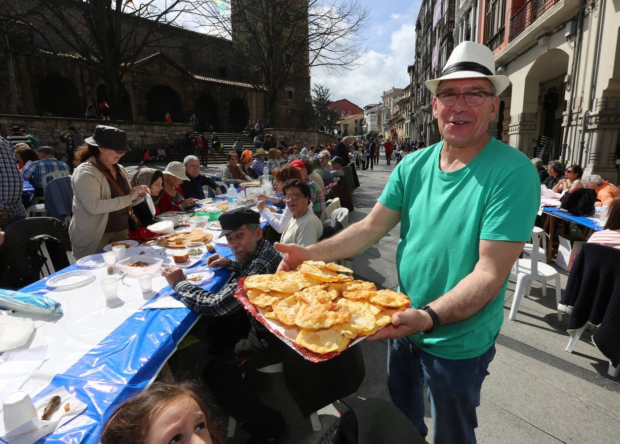 ¿Estuviste en la Comida en la calle de Avilés? ¡Búscate! - 2