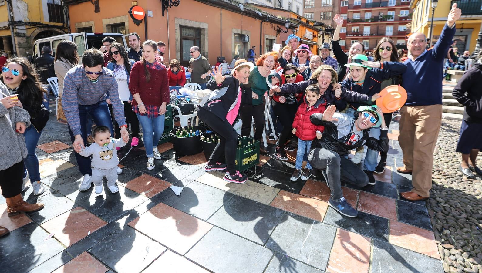 ¿Estuviste en la Comida en la calle de Avilés? ¡Búscate! - 2