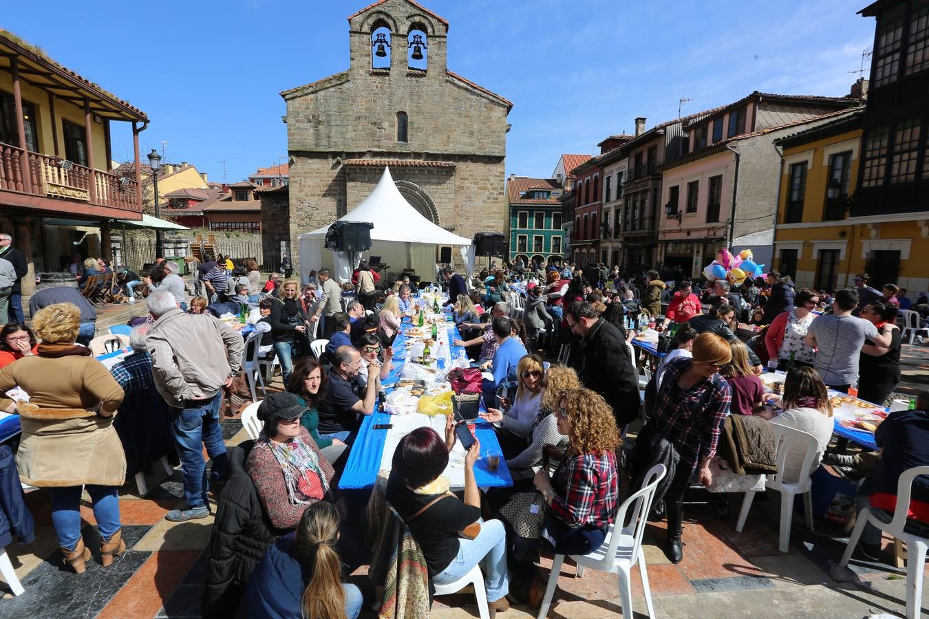 ¿Estuviste en la Comida en la calle de Avilés? ¡Búscate! - 2