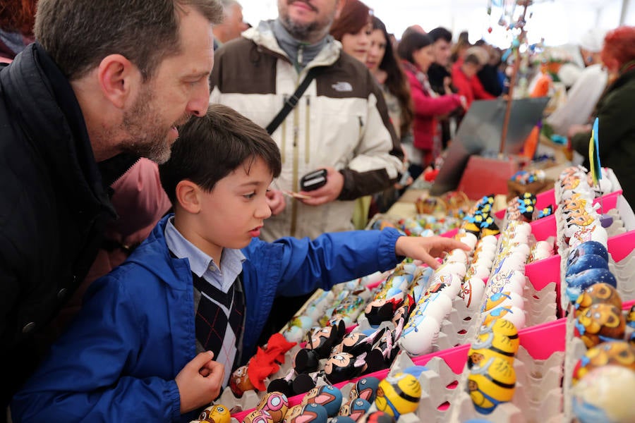 La Pola celebra los Güevos Pintos (2)