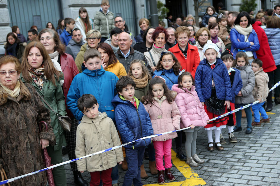 La Pola celebra los Güevos Pintos (3)