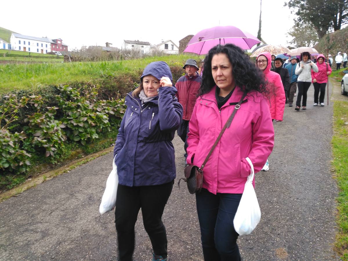 El Franco camina en apoyo a los afectados por los incendios
