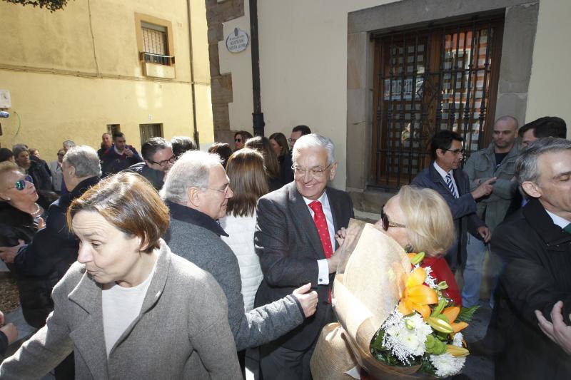 Inauguración de la plazoleta de Agustín José Antuña en Gijón