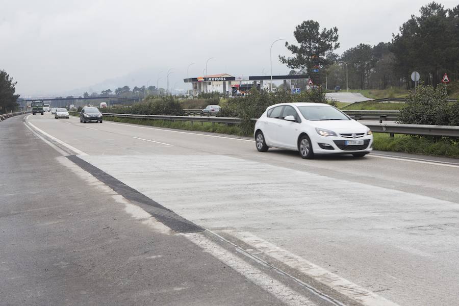Segunda jornada de retenciones en la &#039;Y&#039; por las obras de reparación del pavimento
