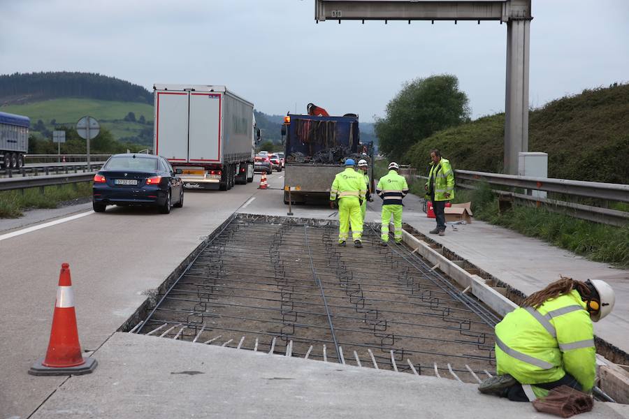 Retenciones kilométricas en la Y por las obras para tapar baches