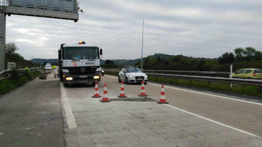 Retenciones kilométricas en la Y por las obras para tapar baches