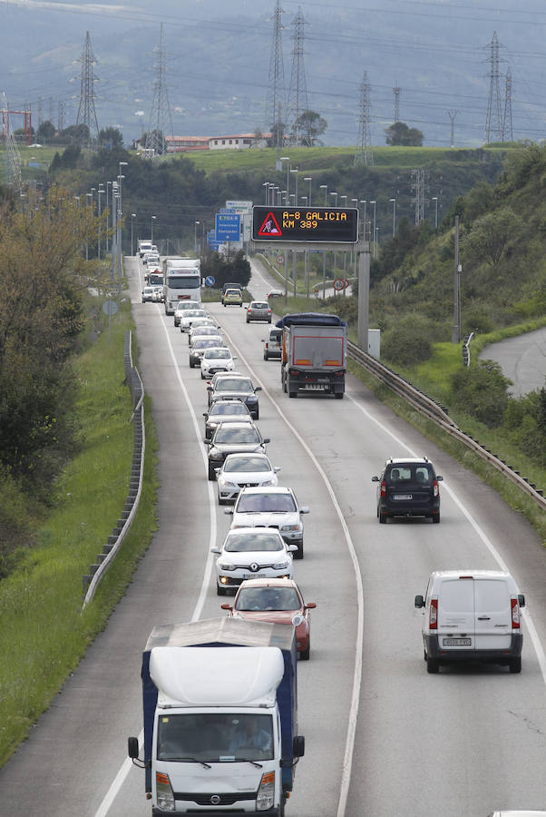 Las obras en la &#039;Y&#039; complican el tráfico en la AS-19