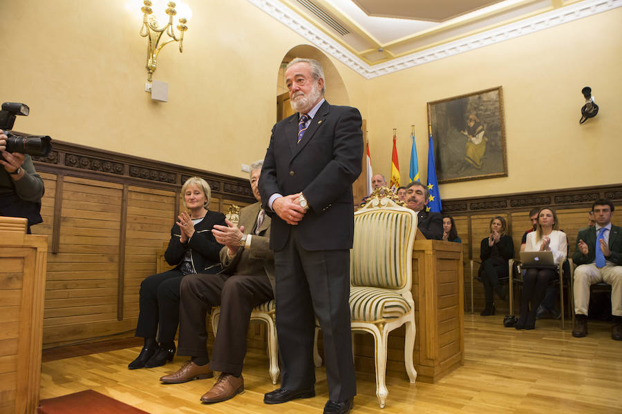 Pleno de Honores y Distinciones del Ayuntamiento de Gijón